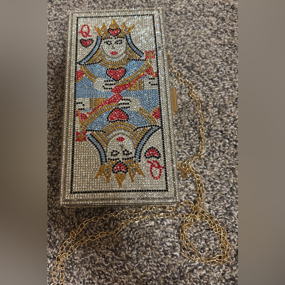 Queen of Hearts Beaded Clutch - Picture 3 of 6
